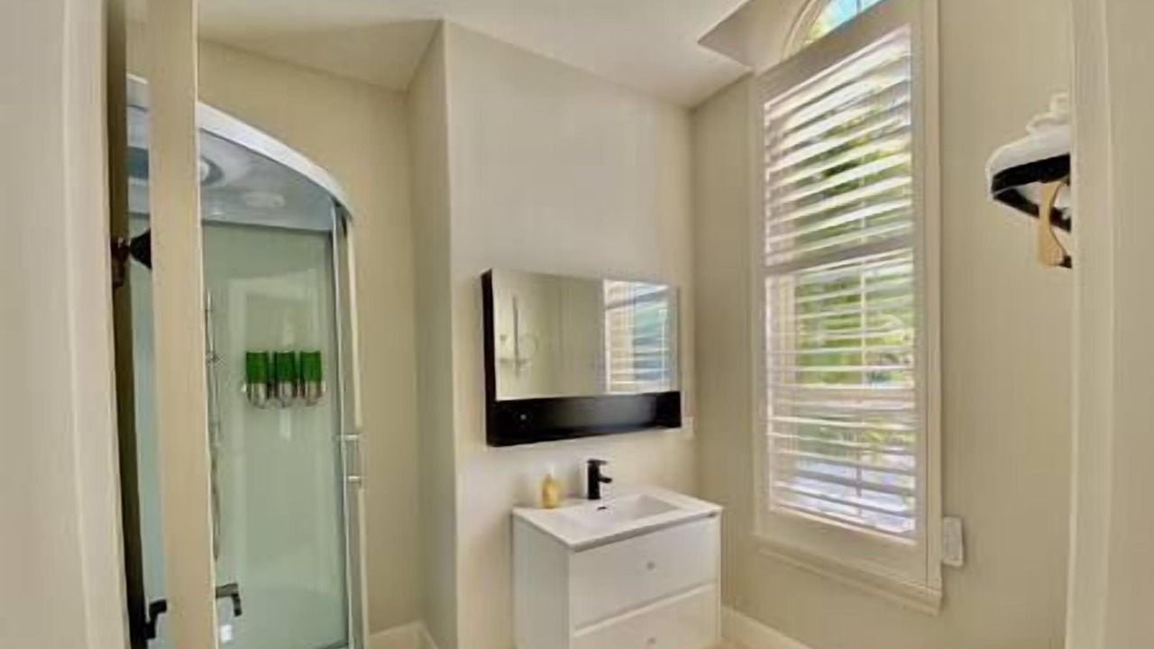 Photo of Bathroom in Regional District of Nanaimo