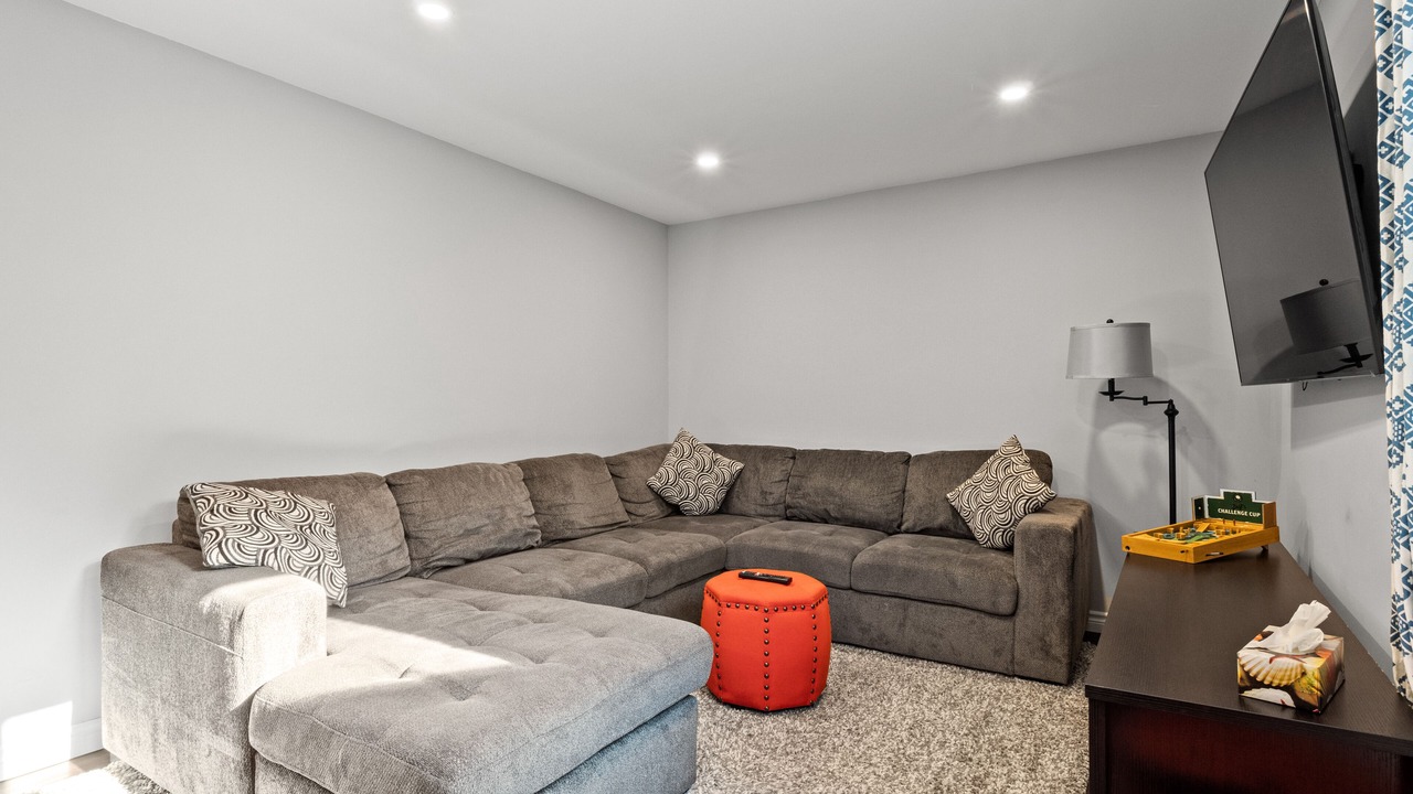 Photo of Bedroom in Port Dalhousie