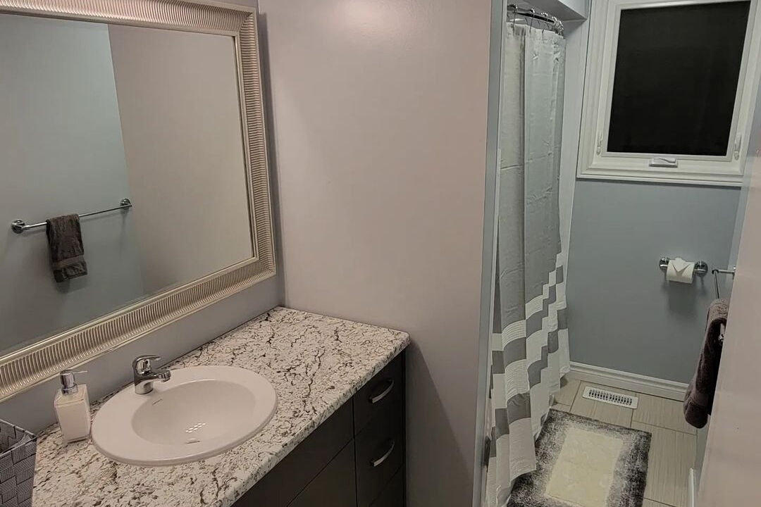 Photo of Bathroom in Port Dalhousie