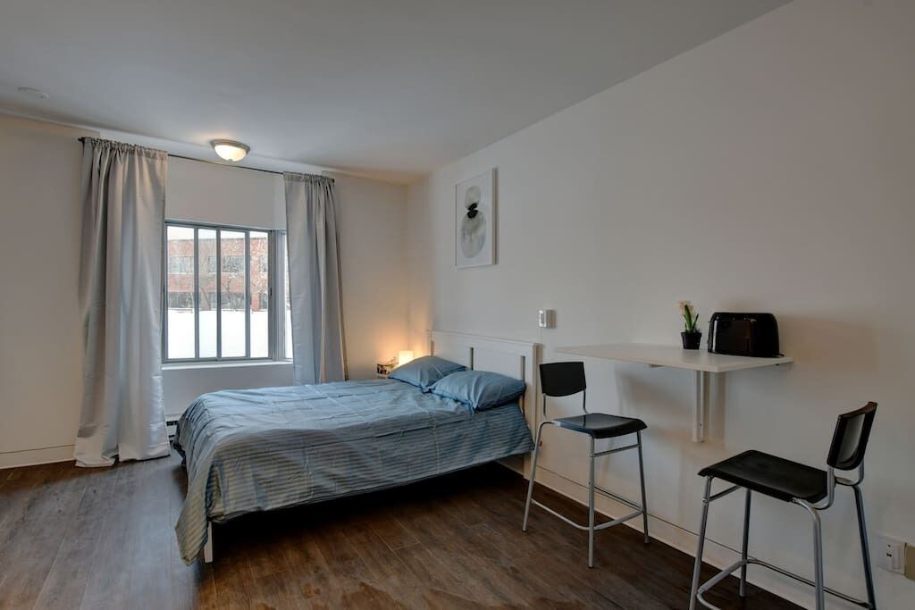 Photo of Bedroom in Laval