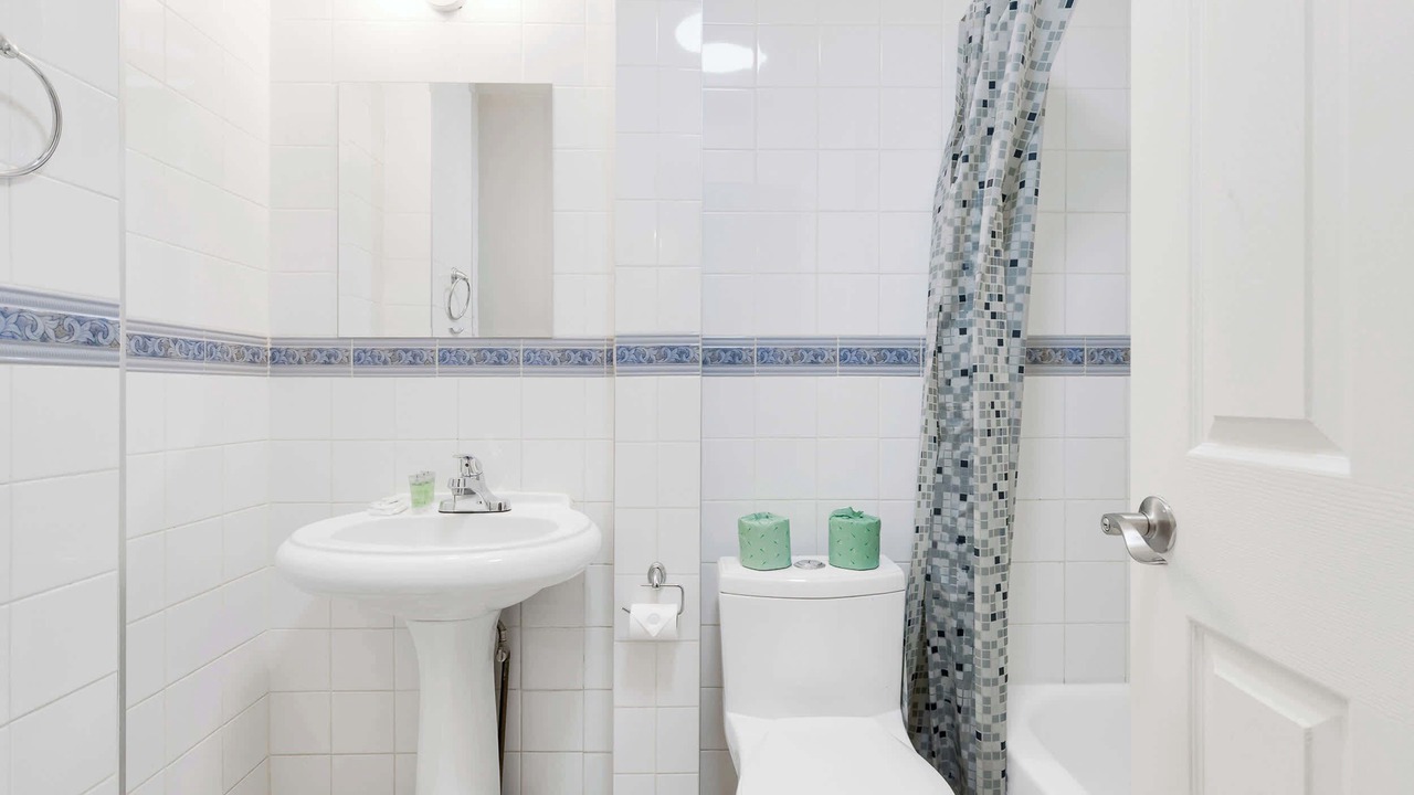 Photo of Bathroom in Quartier des Spectacles