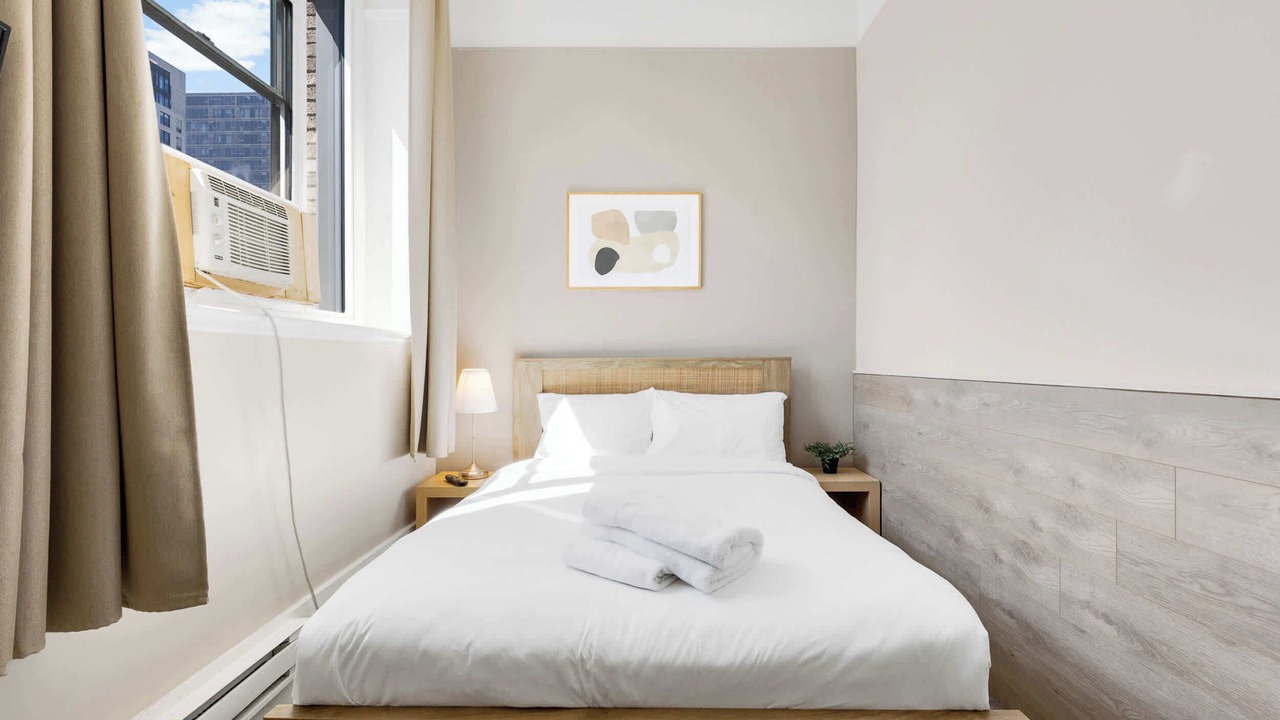 Photo of Bedroom in Quartier des Spectacles