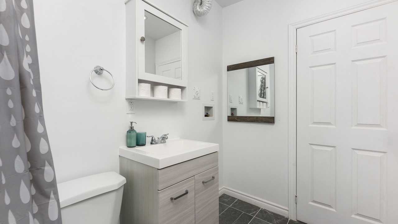 Photo of Bathroom in Quartier des Spectacles