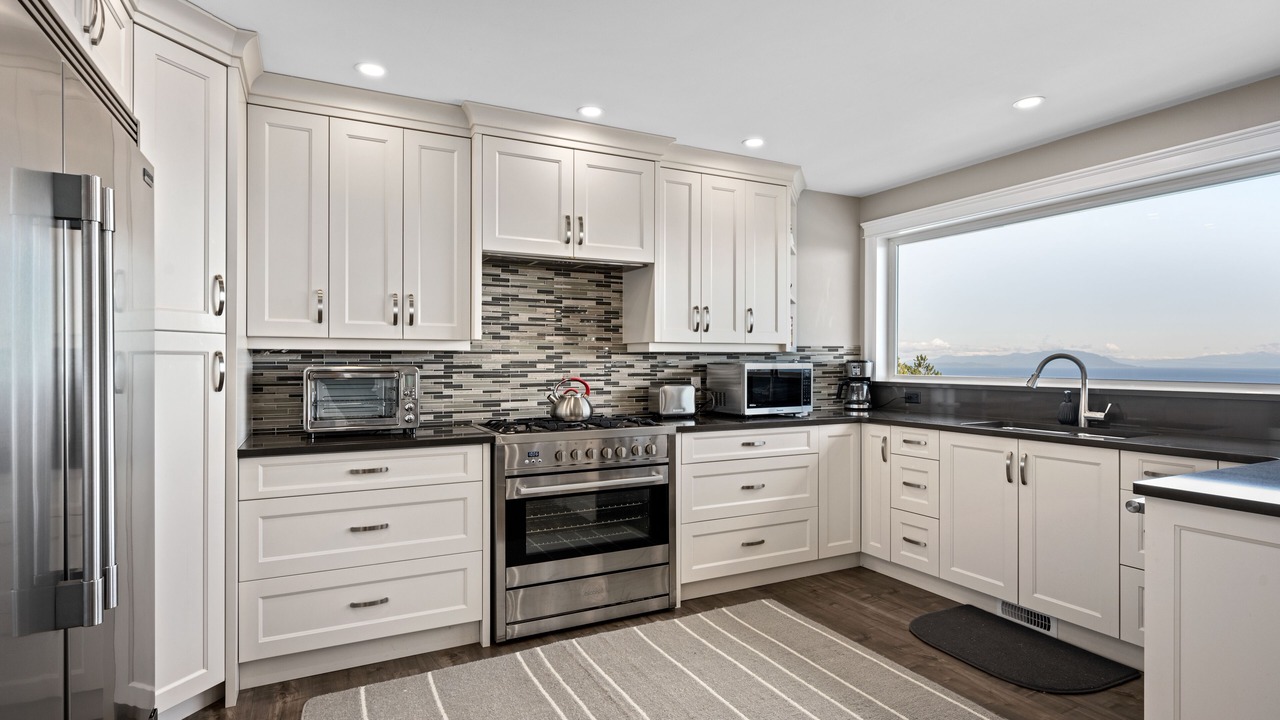 Photo of Kitchen in Regional District of Nanaimo