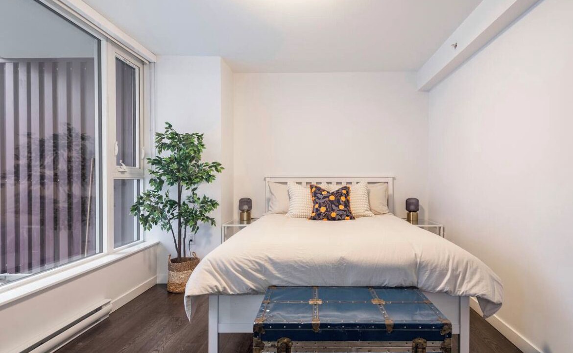Photo of Bedroom in Downtown Eastside