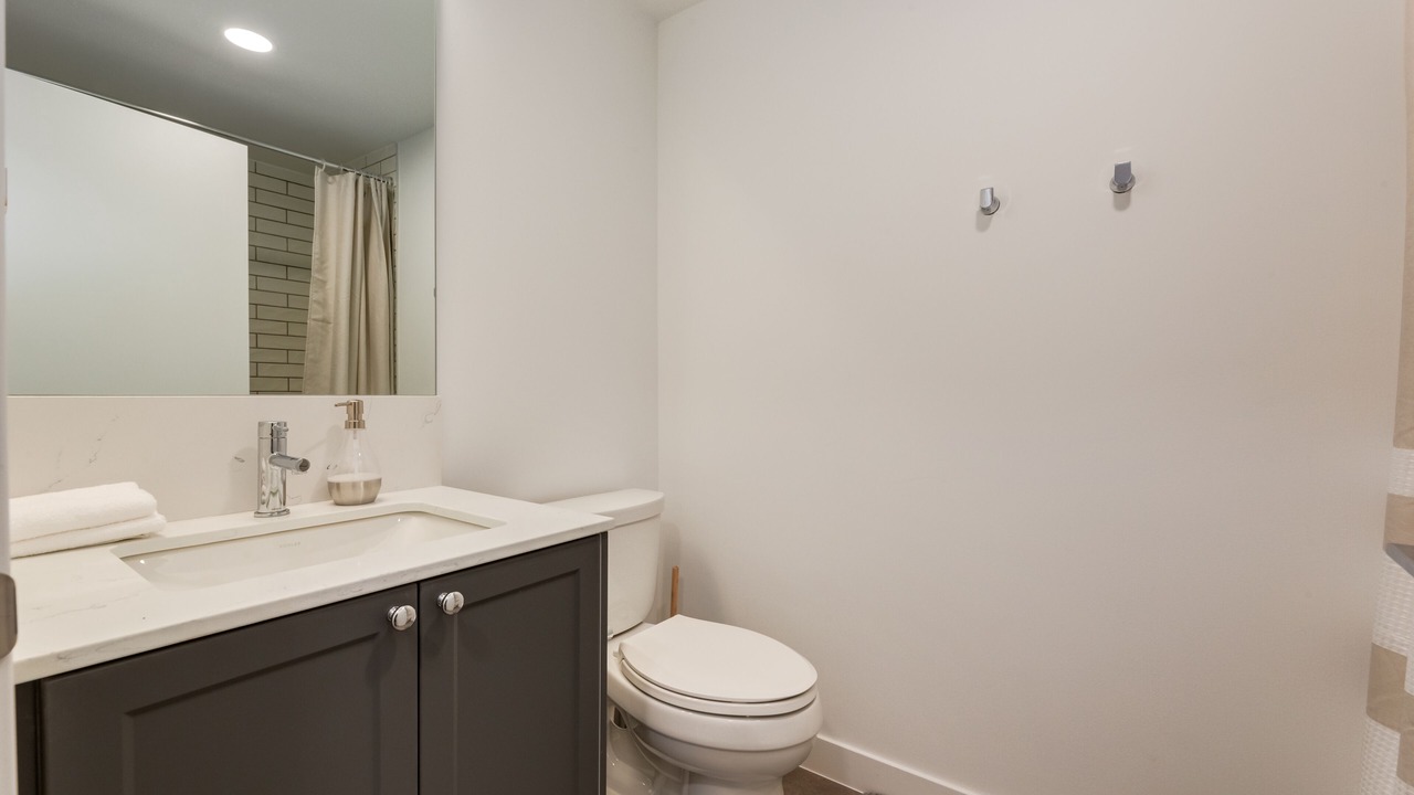 Photo of Bathroom in Sunnyside