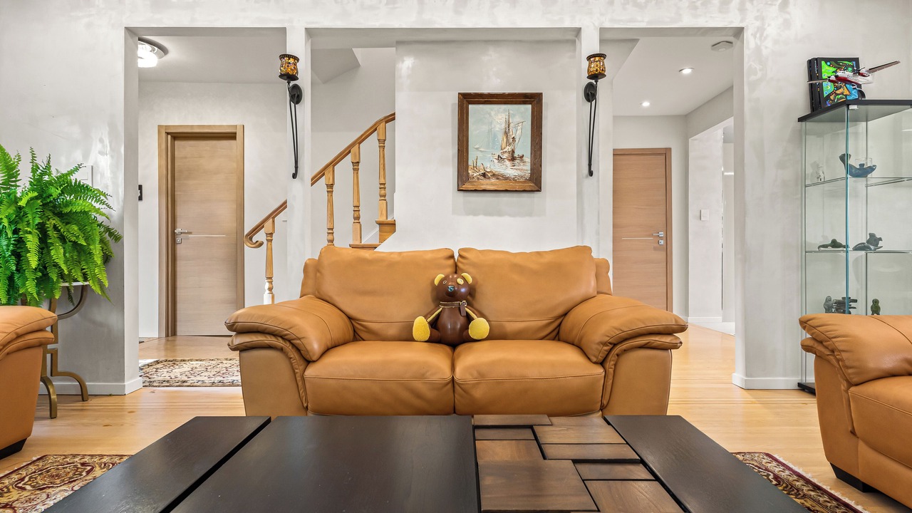 Photo of Livingroom in Shaughnessy
