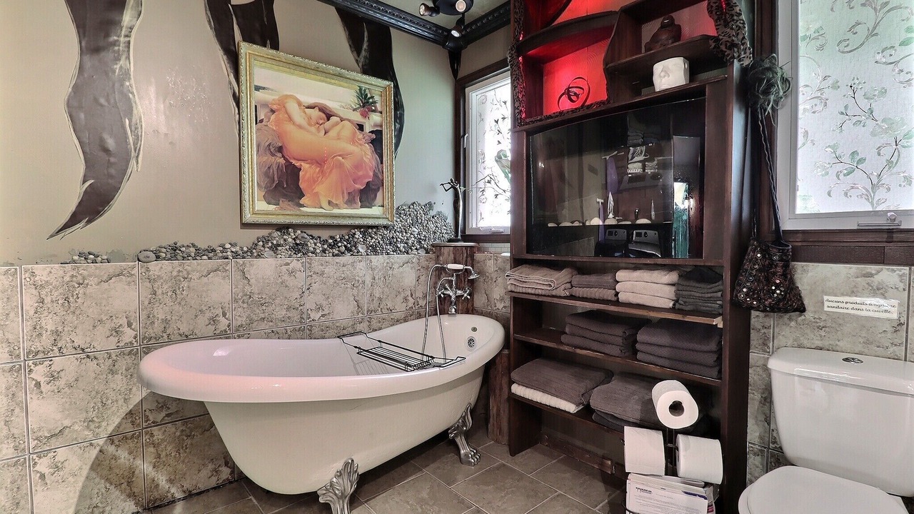 Photo of Bathroom in Saint-Michel-de-Bellechasse