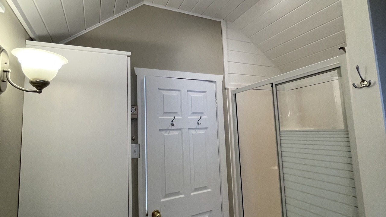 Photo of Bathroom in Muskoka Lakes