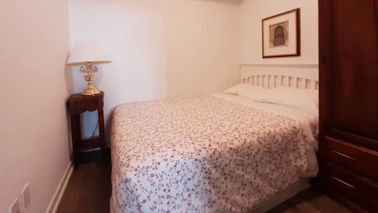 Photo of Bedroom in The Peanut