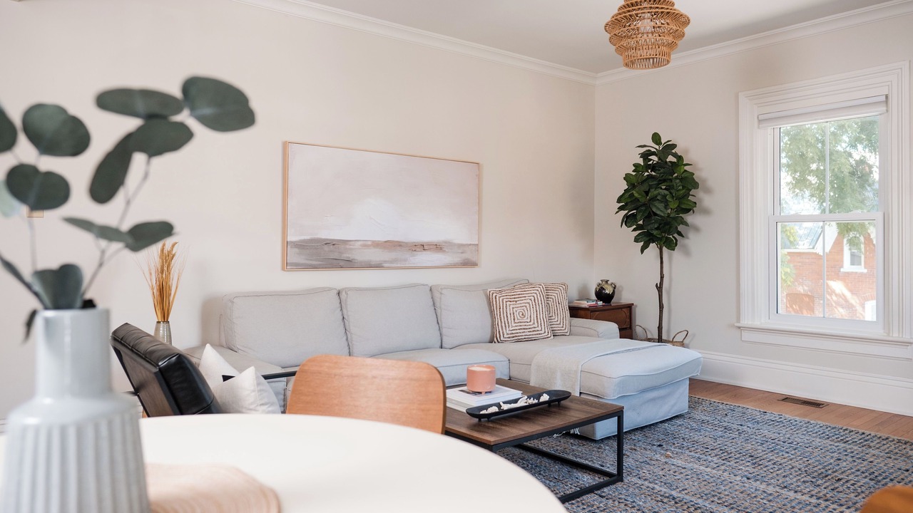 Photo of Livingroom in Prince Edward