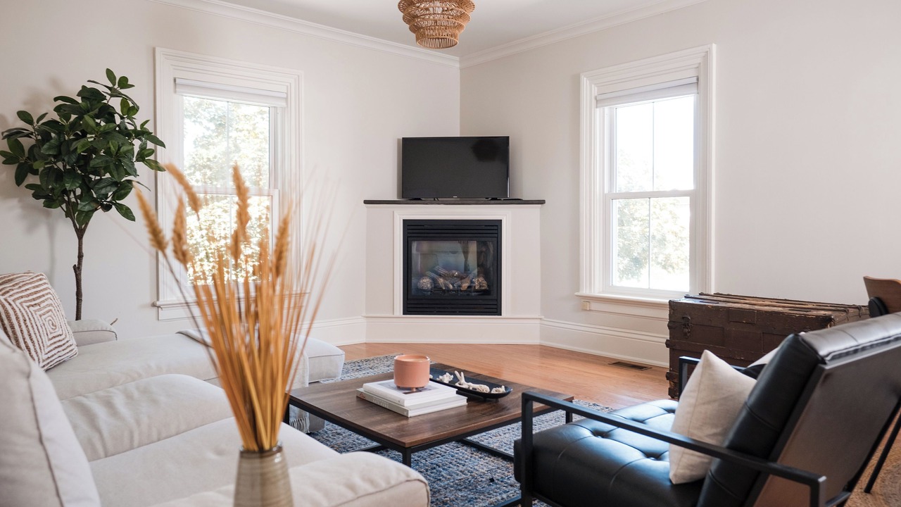 Photo of Livingroom in Prince Edward