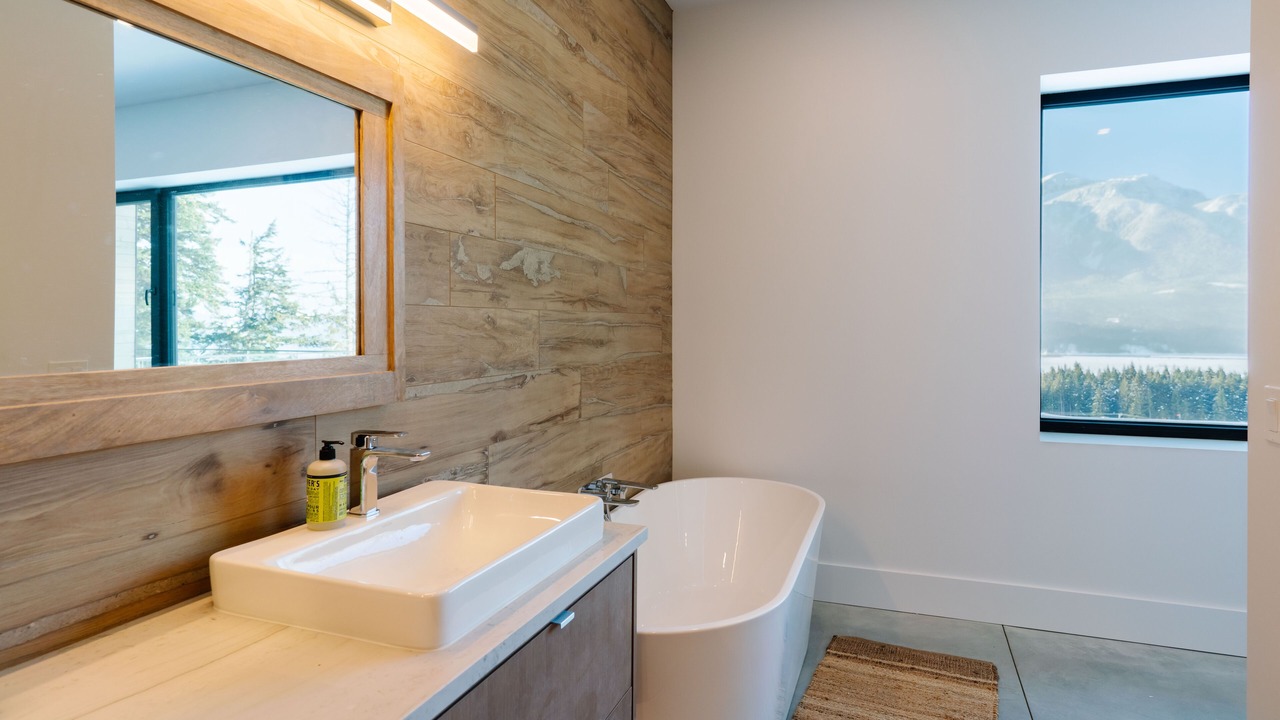 Photo of Bathroom in Revelstoke