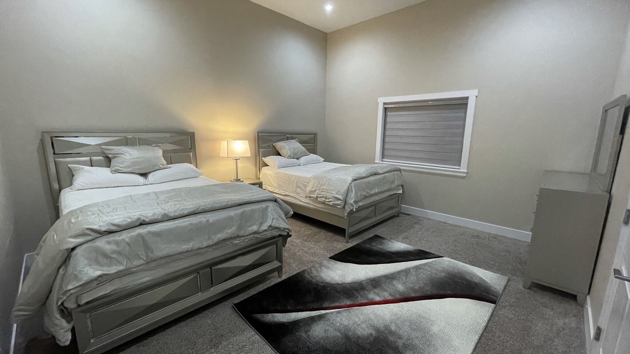 Photo of Bedroom in Promontory