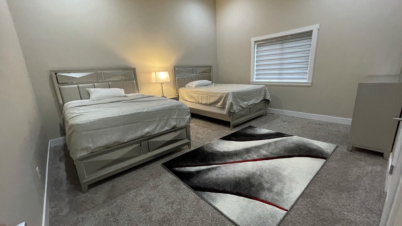 Photo of Bedroom in Promontory