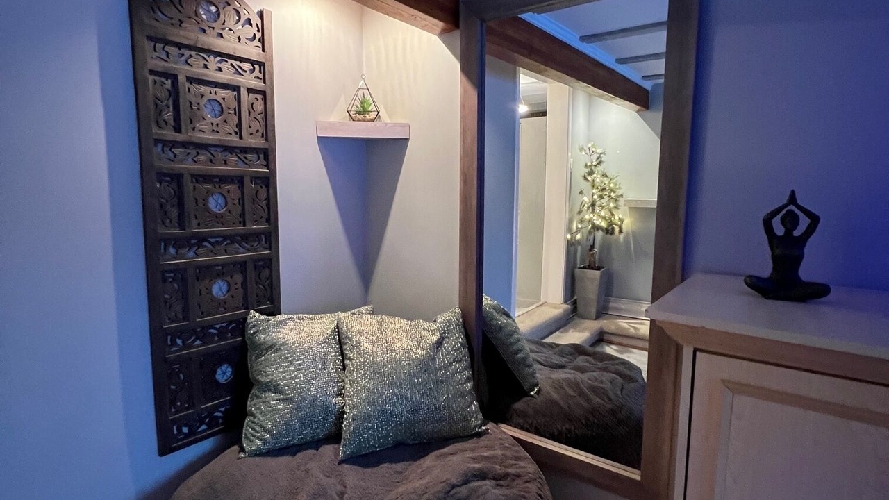 Photo of Bedroom in Courtenay