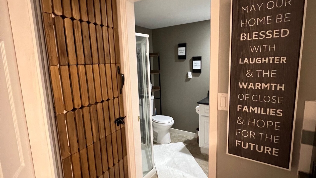 Photo of Bathroom in Courtenay