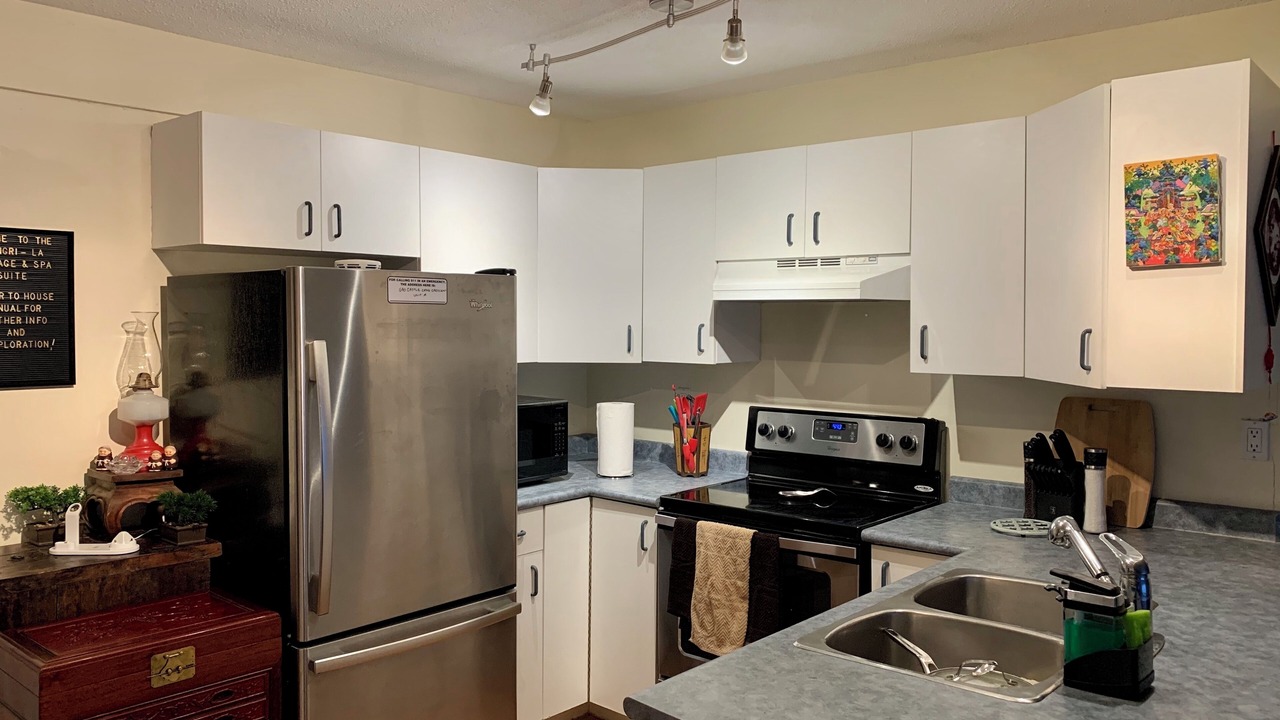 Photo of Kitchen in Courtenay