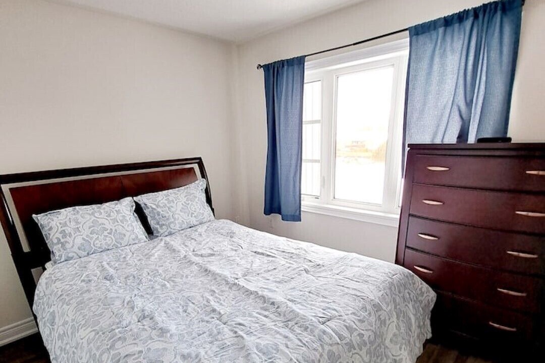Photo of Bedroom in Stayner