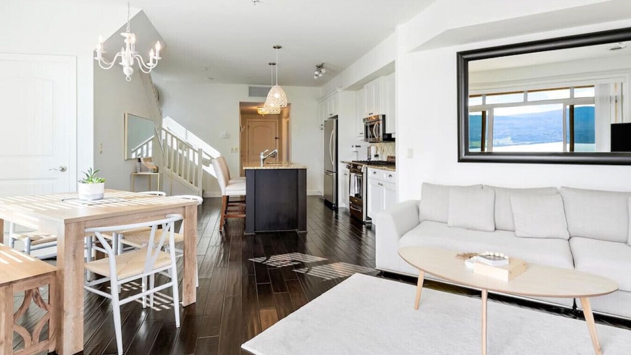 Photo of Livingroom in Westbank