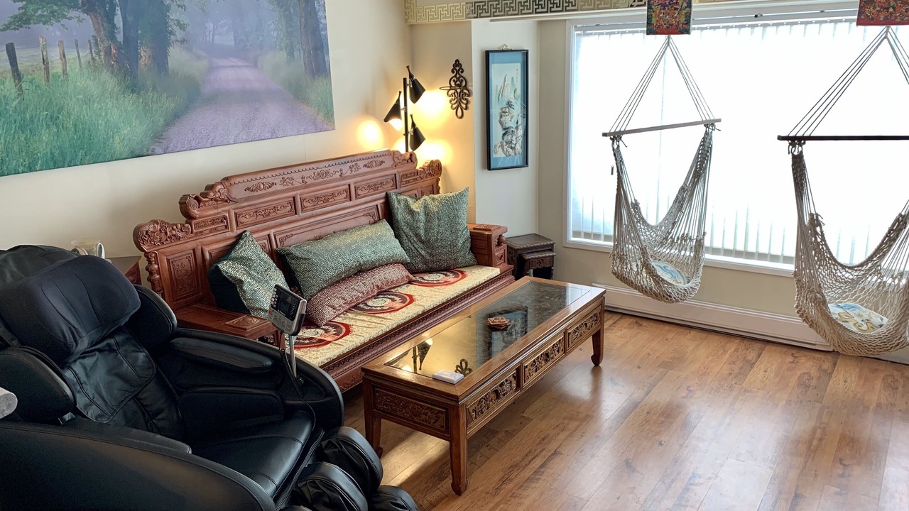 Photo of Livingroom in Courtenay