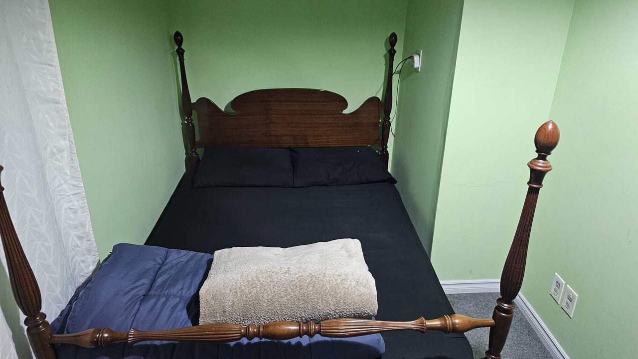 Photo of Bedroom in Trenton