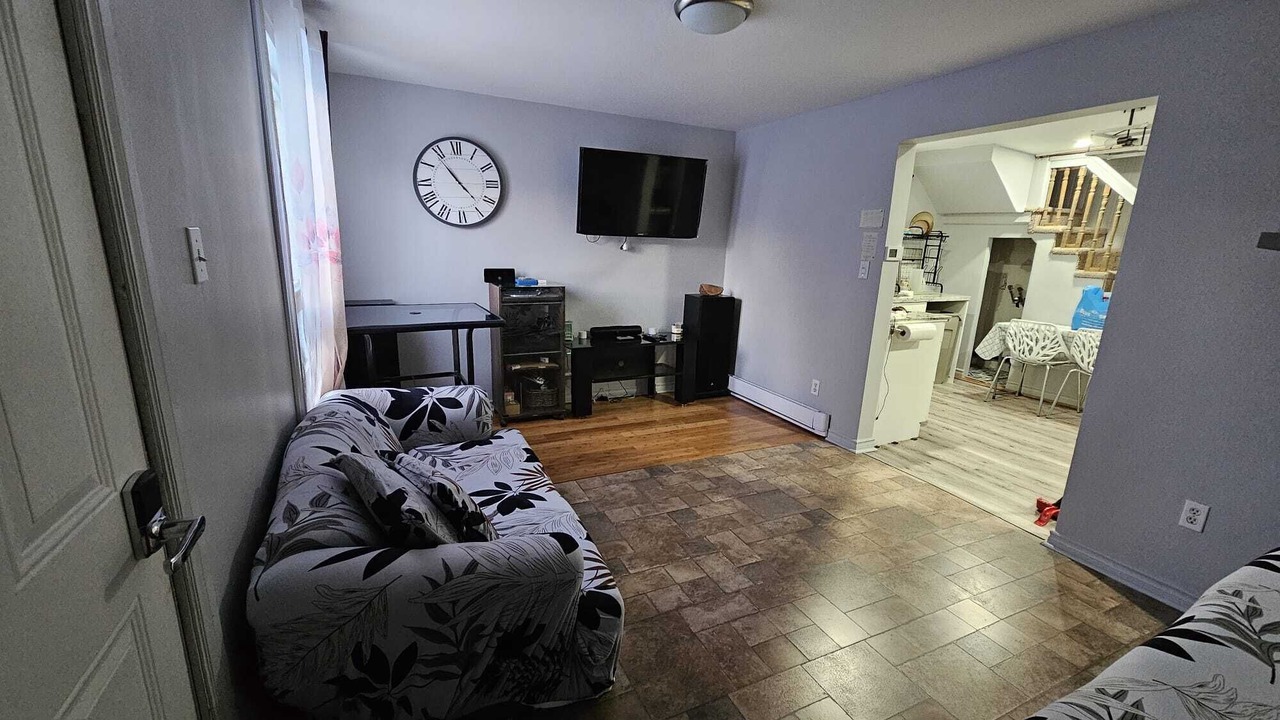 Photo of Livingroom in Trenton