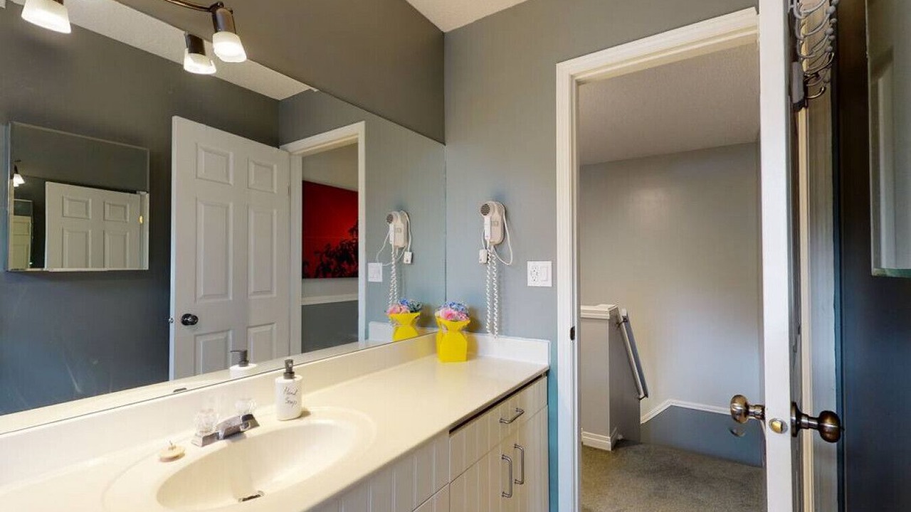 Photo of Bathroom in Harvie Heights