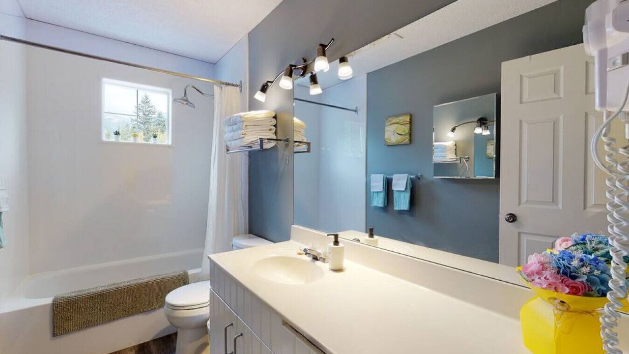 Photo of Bathroom in Harvie Heights
