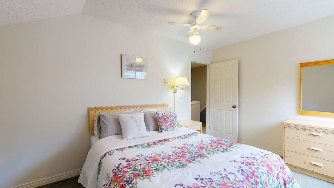Photo of Bedroom in Harvie Heights