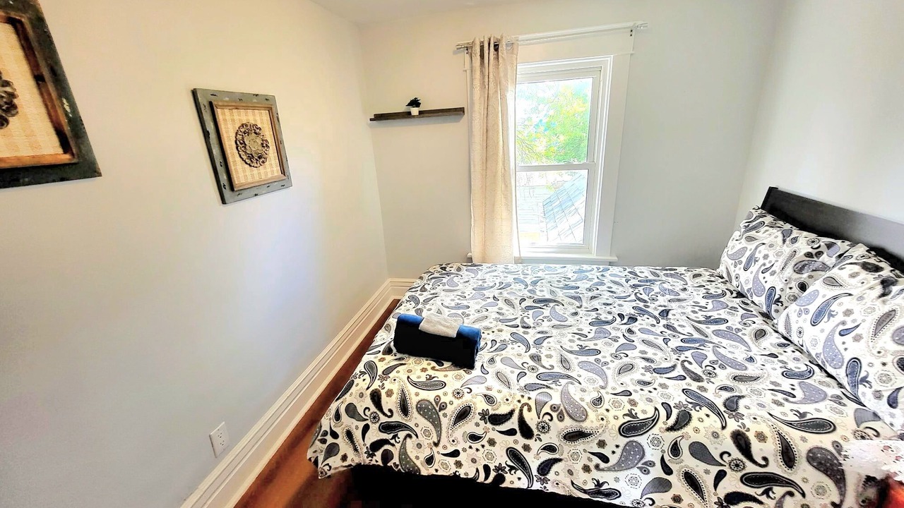 Photo of Bedroom in Niagara Falls