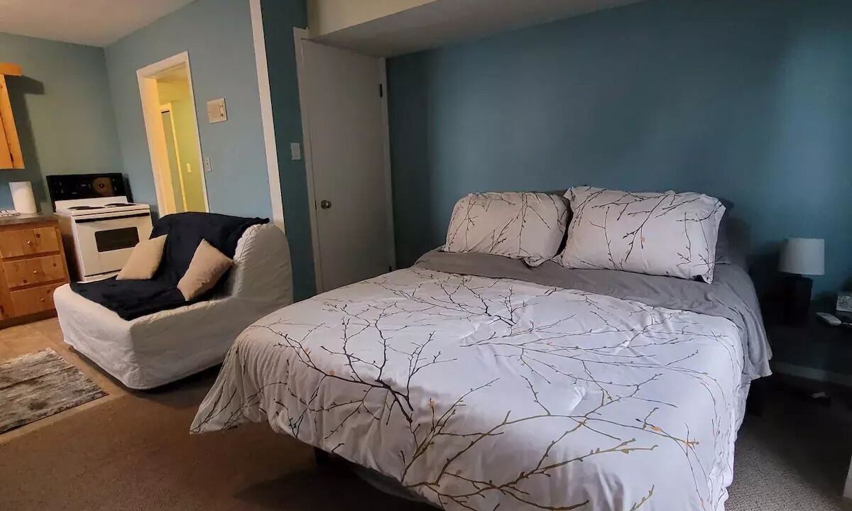 Photo of Bedroom in Port Alberni