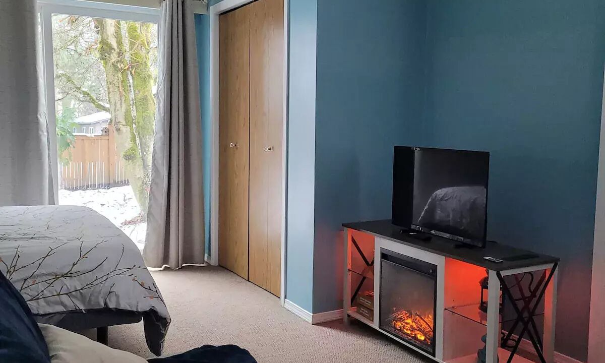 Photo of Bedroom in Port Alberni