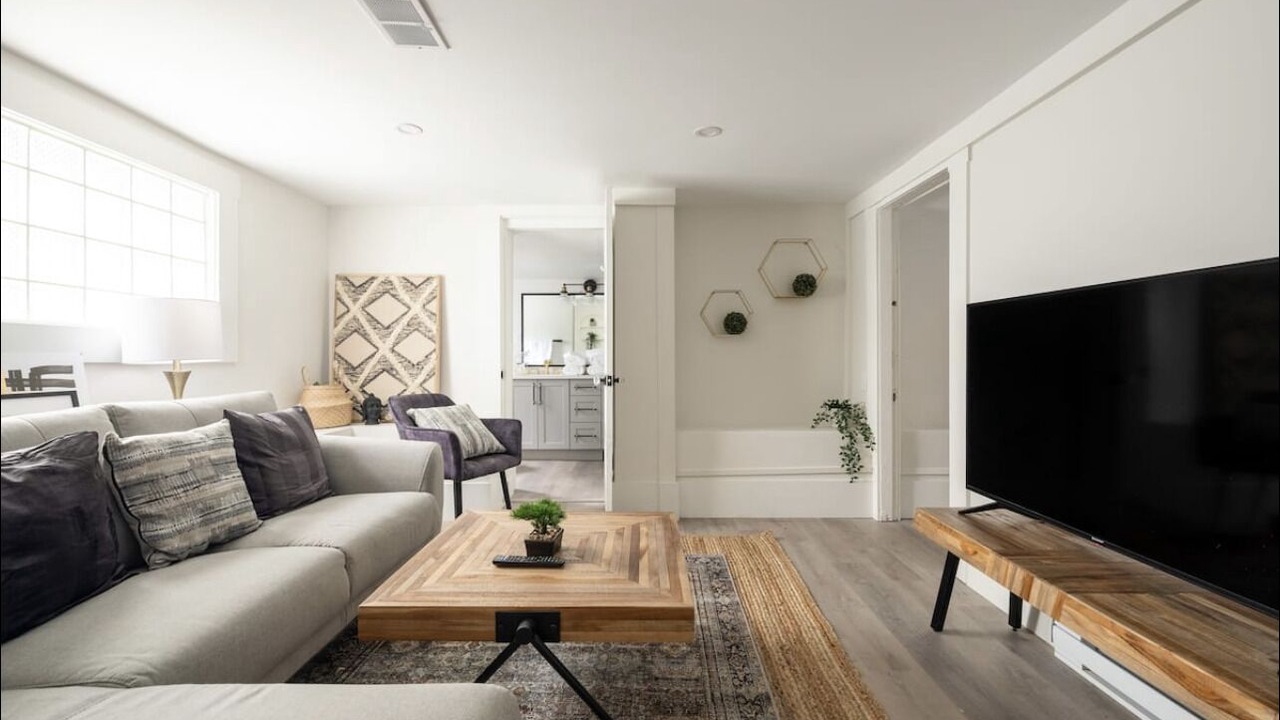 Photo of Livingroom in Kitsilano