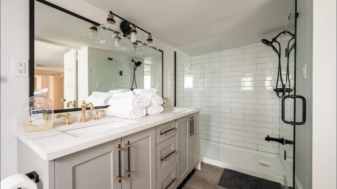 Photo of Bathroom in Kitsilano