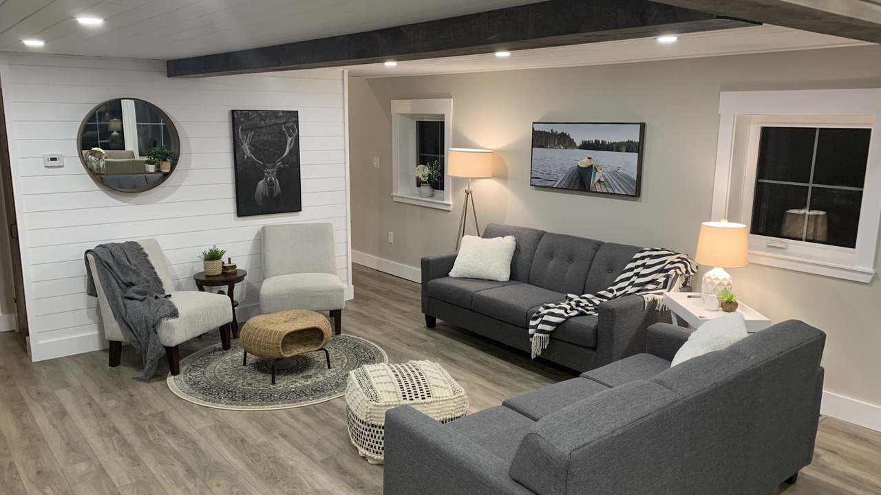 Photo of Livingroom in Scugog