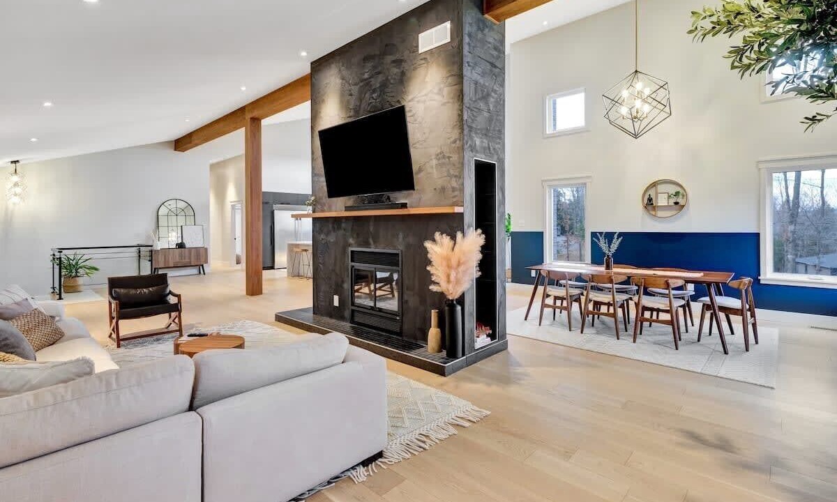 Photo of Livingroom in Les Collines-de-l'Outaouais Regional County Municipality