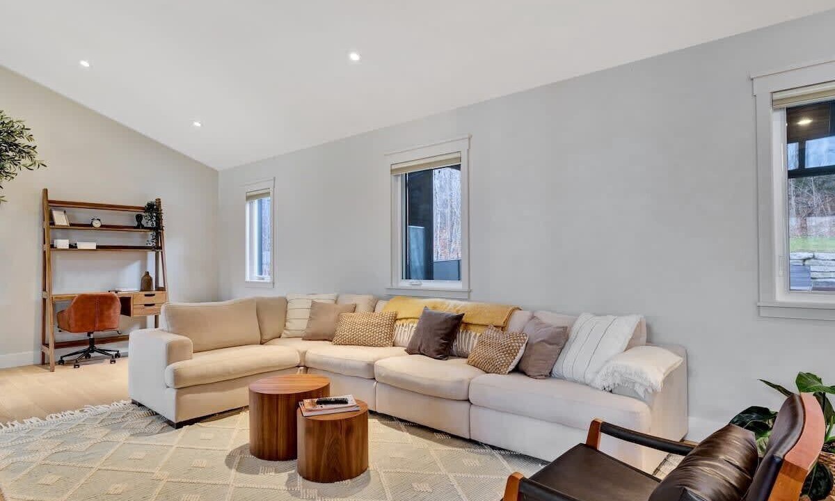 Photo of Livingroom in Les Collines-de-l'Outaouais Regional County Municipality