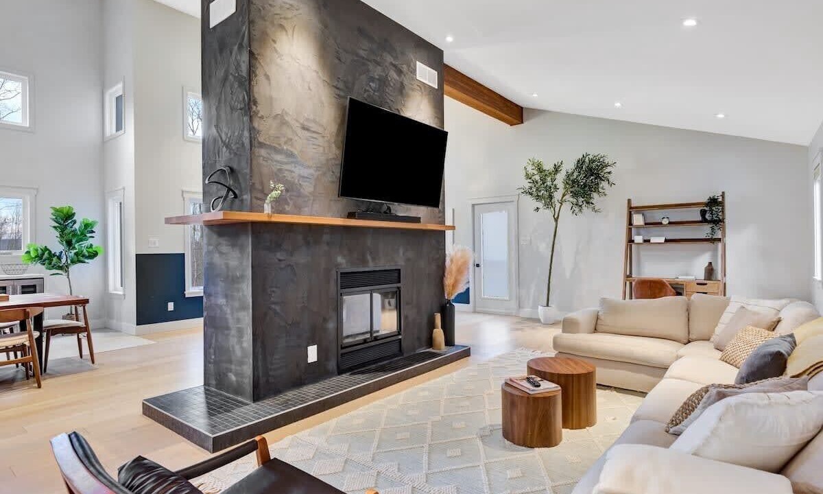 Photo of Livingroom in Les Collines-de-l'Outaouais Regional County Municipality