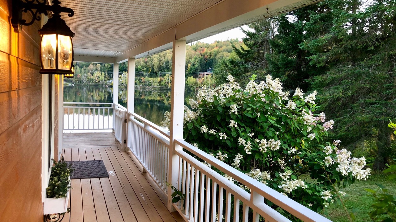 Photo of Patio Balcony in Lac-Superieur