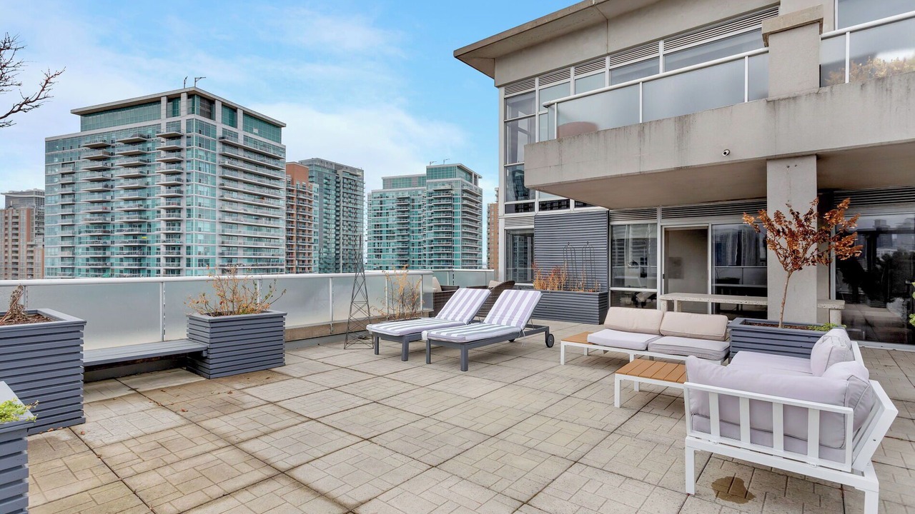 Photo of Patio Balcony in King West Village