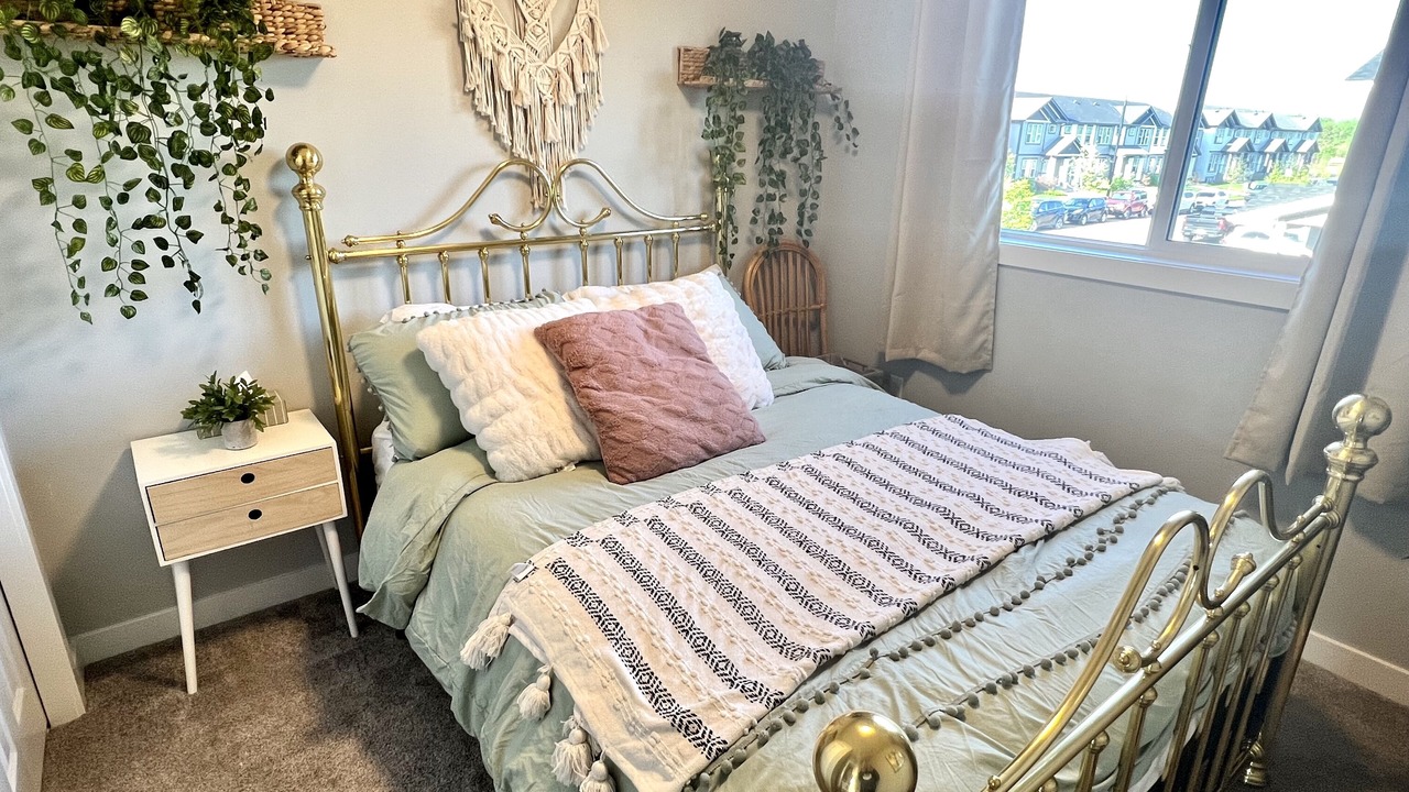 Photo of Bedroom in Sylvan Lake