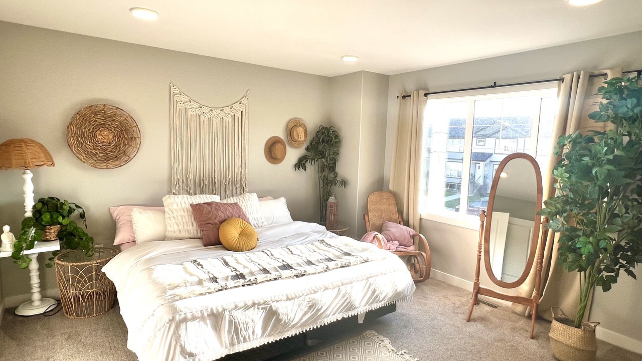 Photo of Bedroom in Sylvan Lake