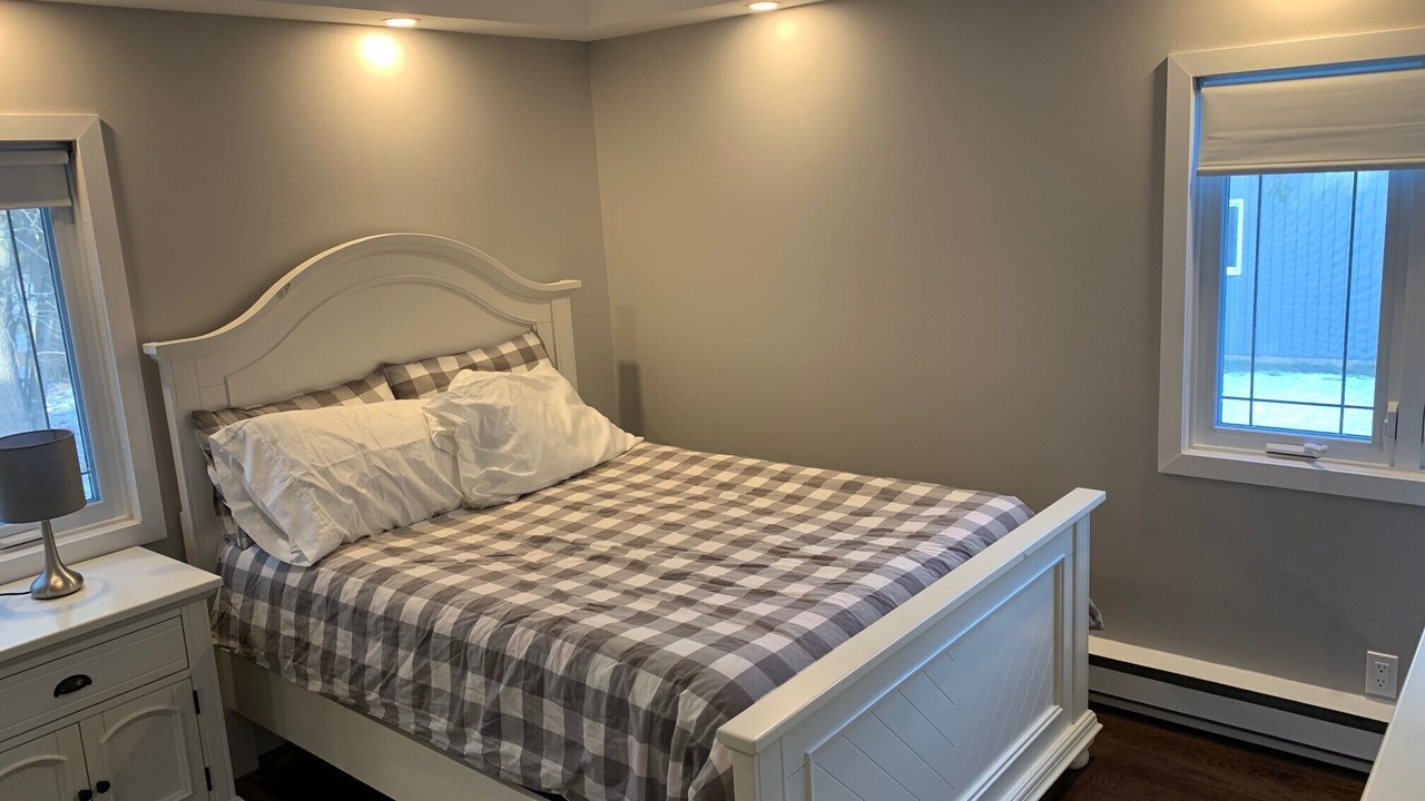 Photo of Bedroom in Gravenhurst