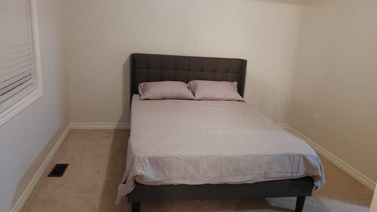 Photo of Bedroom in Alcona