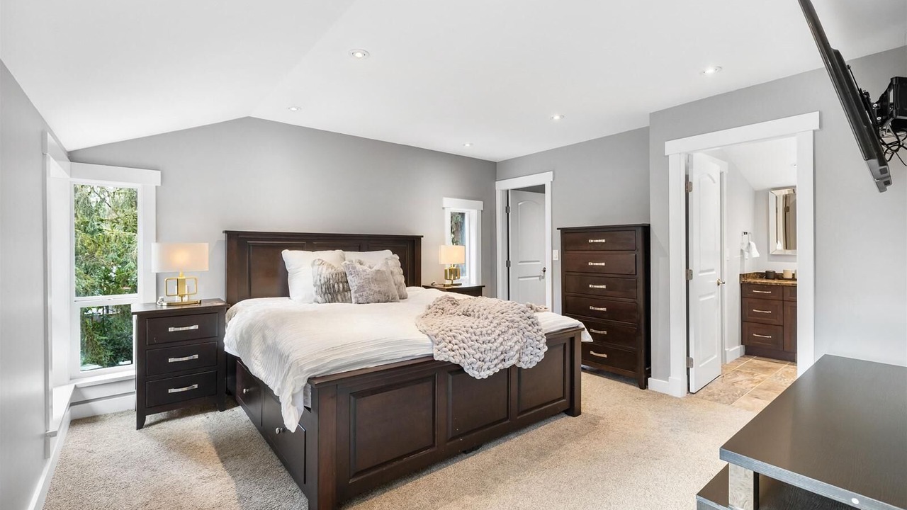 Photo of Bedroom in Maple Ridge