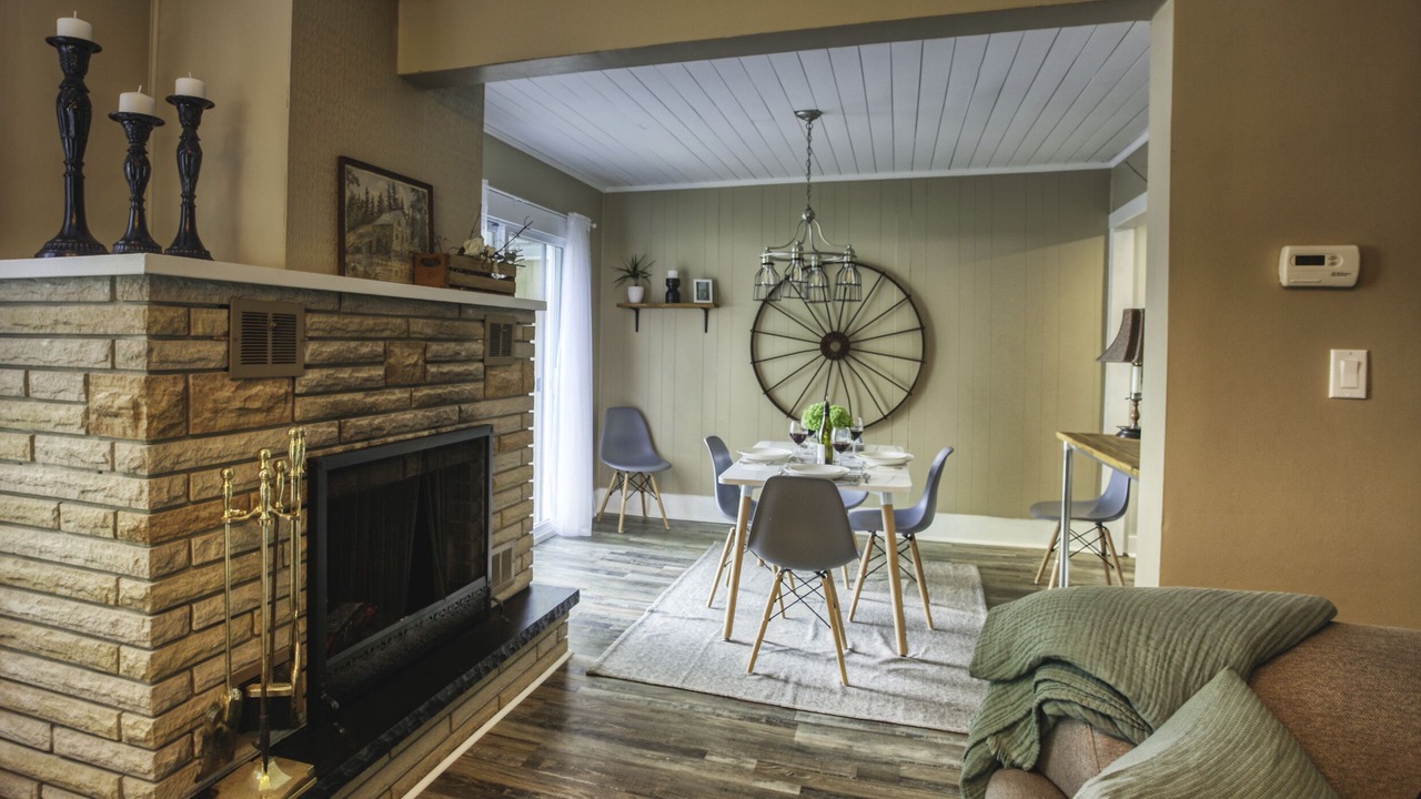 Photo of Livingroom in Beamsville