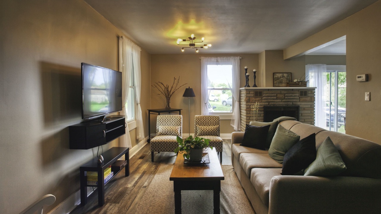 Photo of Livingroom in Beamsville