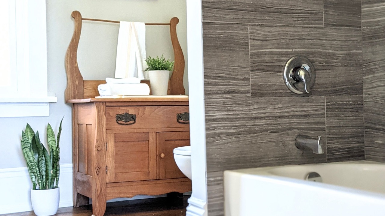 Photo of Bathroom in Dunnville