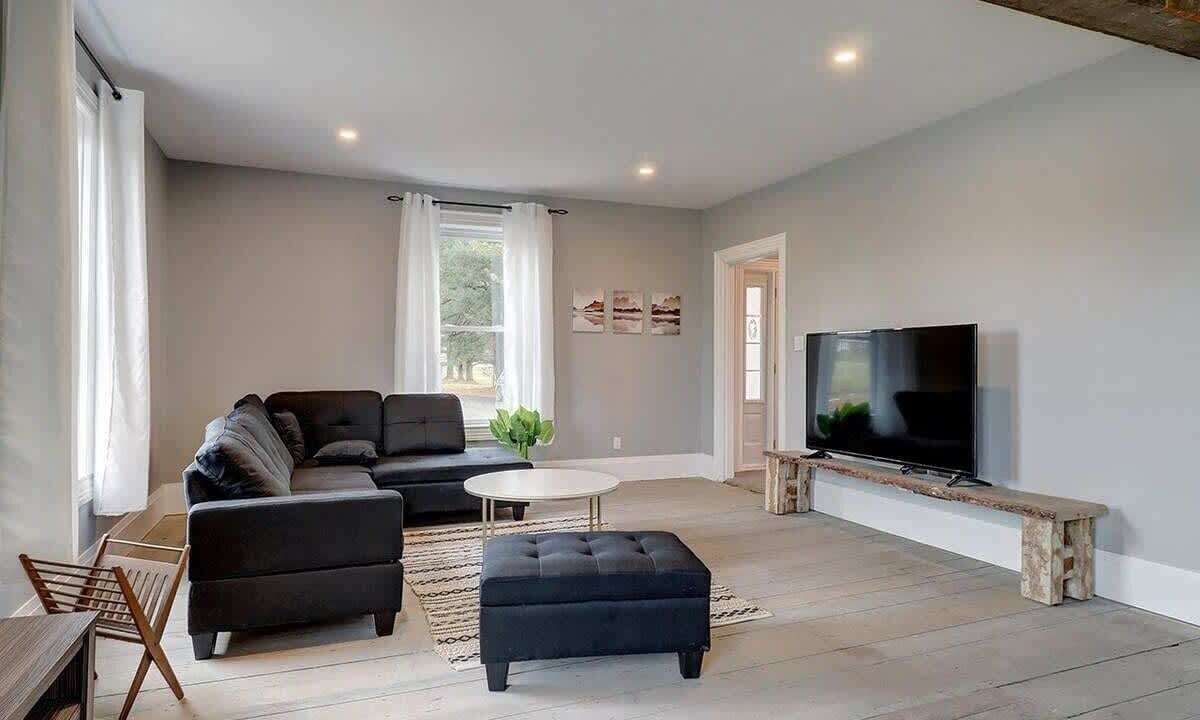 Photo of Livingroom in Cookshire-Eaton